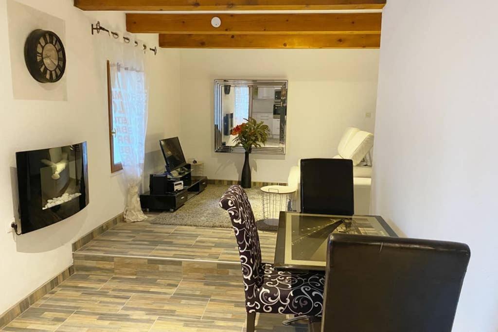 Calme Dans Maison De Village 60M2 Super Confort Digne-les-Bains Bagian luar foto